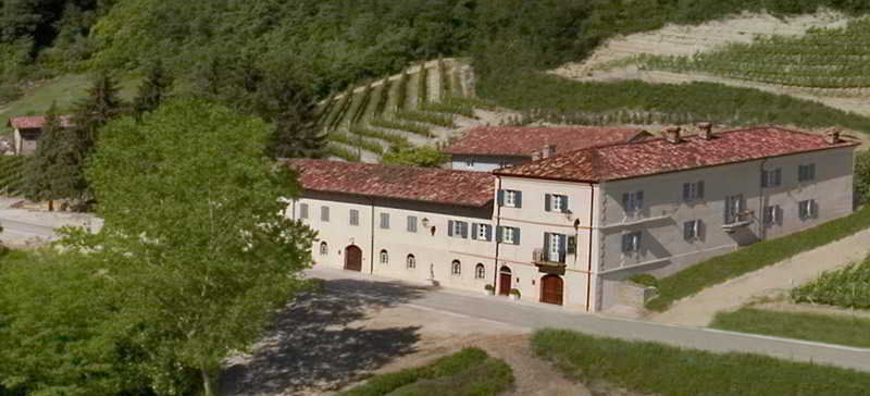 Marcarini Agriturismo Neviglie ภายนอก รูปภาพ