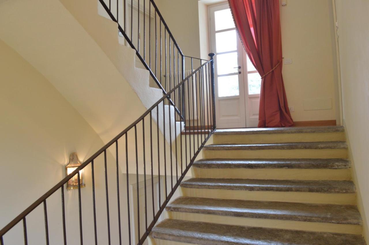 Marcarini Agriturismo Neviglie ภายนอก รูปภาพ