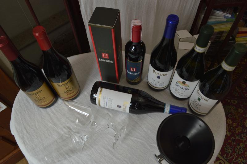 Marcarini Agriturismo Neviglie ภายนอก รูปภาพ
